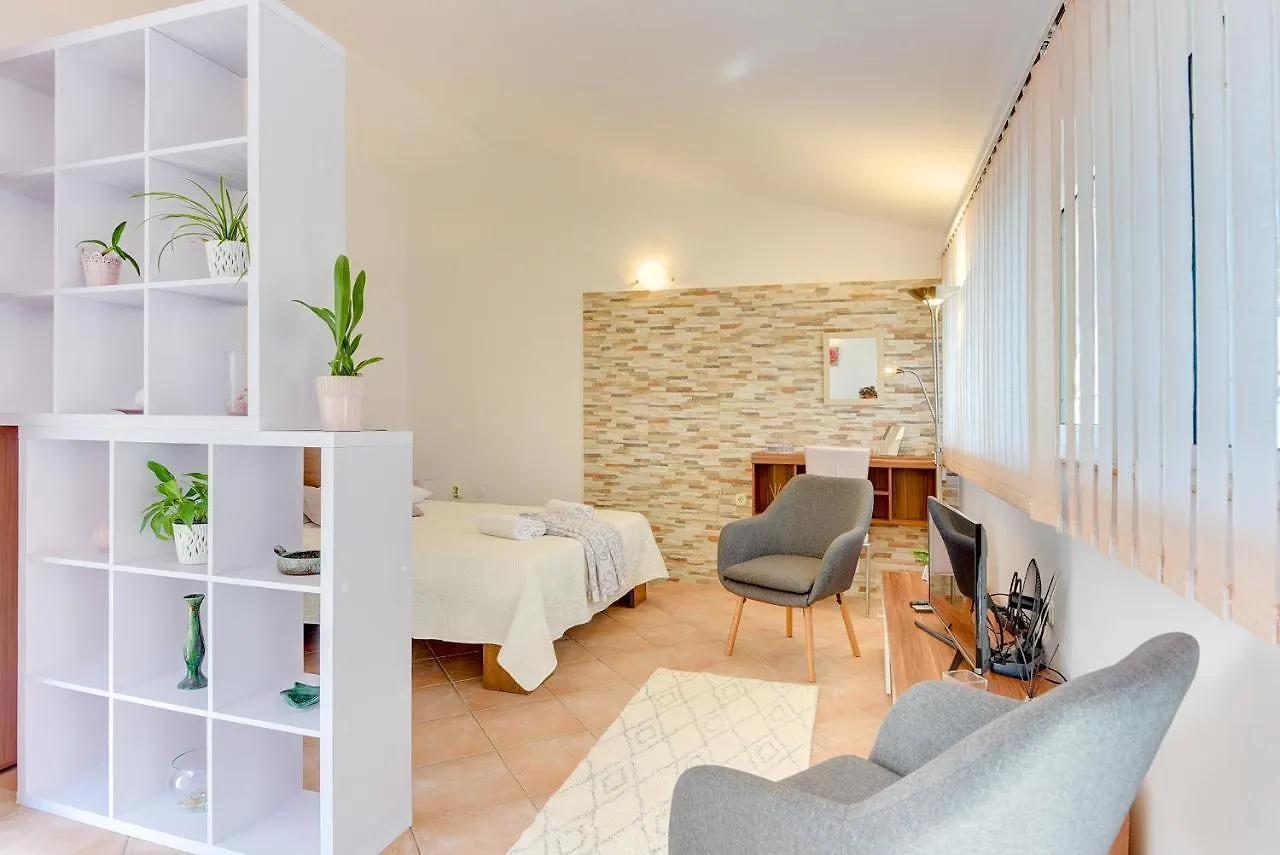 Holiday Home Batel Pula 0*,  Kroatien